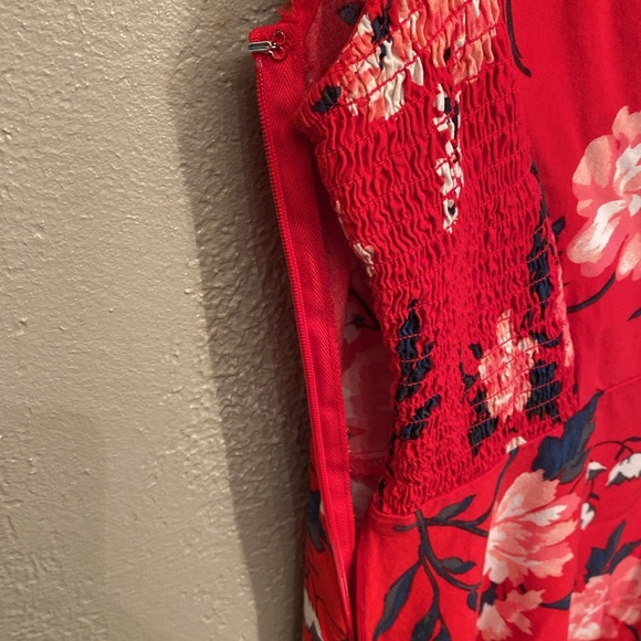 Old Navy a-line red floral dress - Picture 5 of 6